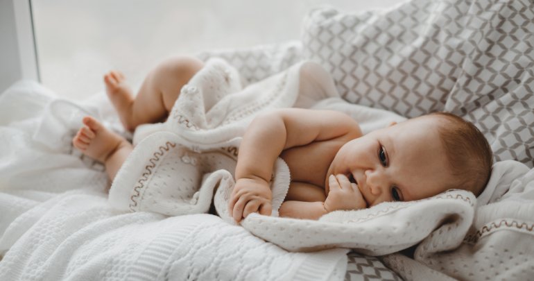 GillespieApp's tweet card. Dr. Barry Gillespie spotlights the Gillespie Approach case of a baby suffering from silent reflux, poor sleeping habits, congestion, gas and constipation.