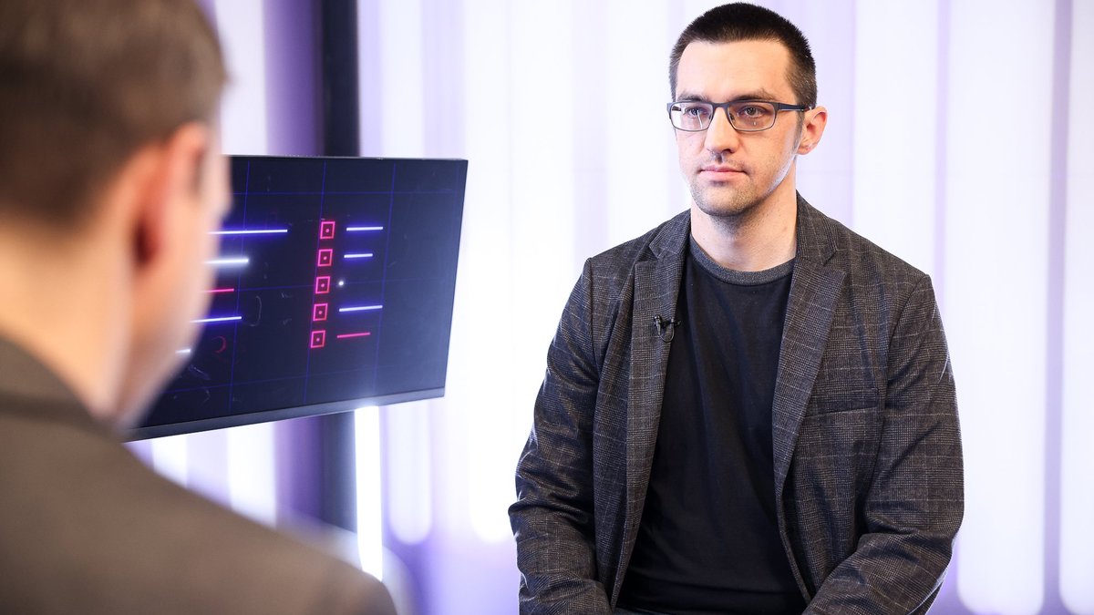 MHirss's tweet card. Tā ir demokrātijas imūnsistēma: ja politiķi sāk slimot ar korupciju, cinismu vai autoritārismu, pilsoniskā sabiedrība ir pirmā, kas paceļ temperatūru un signalizē – "kaut kas nav kārtībā".