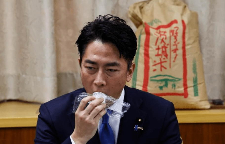 shoetsusato's tweet card. まずは、クリックのご協力をお願いします　↓↓↓m(__)m　(adsbygoogle = window.adsbygoogle || []).push({});古古古米と新米が味が変わらないんだったら、古古古米をアメリカと中国に輸出すればい…