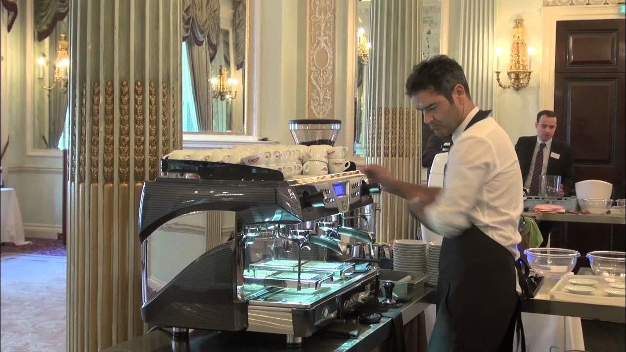 EspressoIta's tweet card. Espresso Italiano Champion 2014: London Finals