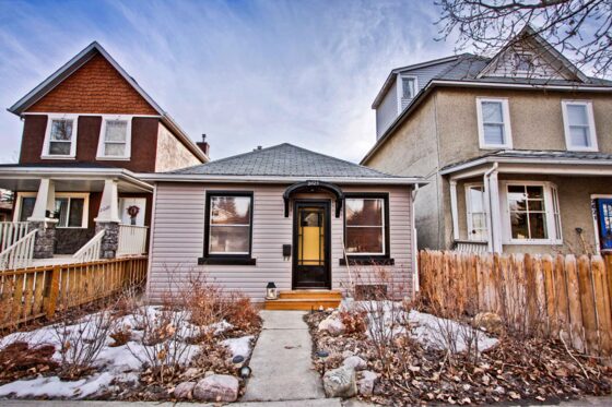 Vittdevelopment's tweet card. Should you lock in your real estate gains, or wait and run the risk that the housing market could fall? This worksheet can help you make your big decision