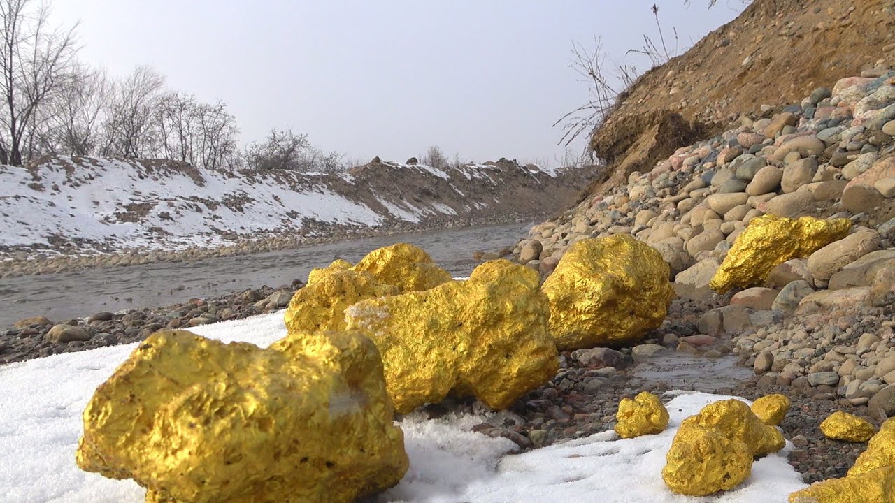 phi_bank's tweet card. How Many Nuggets of Gold Were Unearthed in One Winter Day?