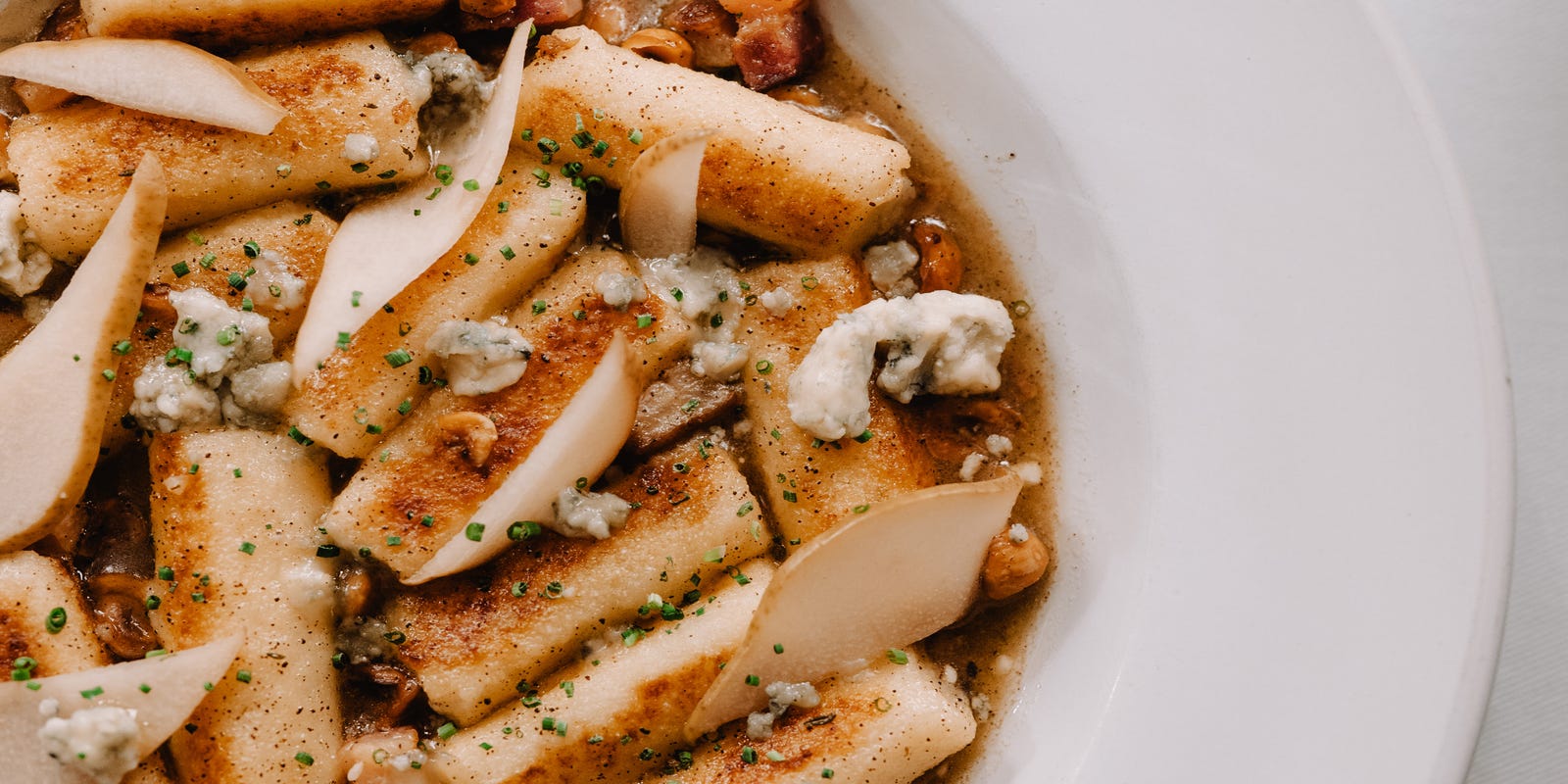 susanmstapleton's tweet card. Tom Archer’s in West Des Moines reinvents supper club dining with French pastry, Midwest comfort food, and a tribute-driven culinary team.