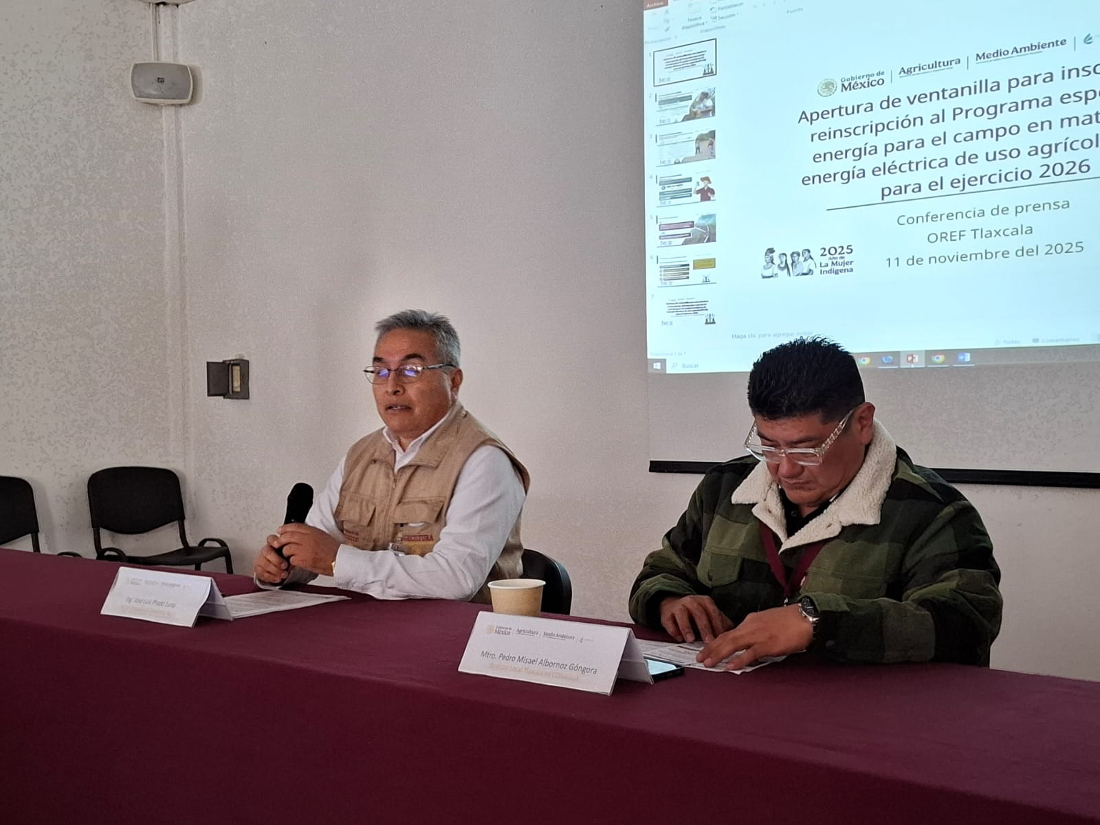 IQpoliticoMx's tweet card. Estiman beneficiar, por lo menos, a 243 productores a través de este programa  Zurya Escamilla Díaz | Tlaxcala | 11 de noviembre de 2025 ...