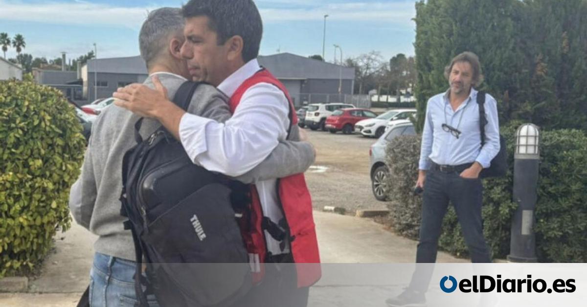 QuicoArabi's tweet card. La consellera Nuria Montes firma la adjudicación urgente de 290.000 euros a STV Gestión SL, de la que el secretario autonómico José Manuel Cuenca, fue responsable de Relaciones Institucionales