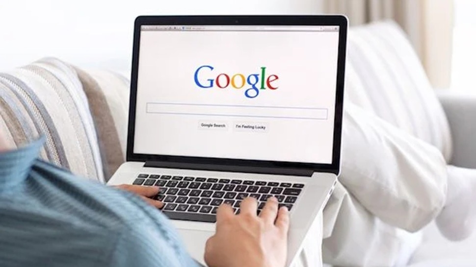 ZeeKannadaNews's tweet card. Words not to search on Google: ಕೆಲವು ಪದಗಳಿವೆ. ಅವುಗಳನ್ನು Google ನಲ್ಲಿ ಟೈಪ್ ಮಾಡಿದ ತಕ್ಷಣ, ಪರದೆಯ ಮೇಲೆ ವಿಚಿತ್ರವಾದ ಏನಾದರೂ ಸಂಭವಿಸಲು ಪ್ರಾರಂಭಿಸುತ್ತದೆ. ನಿಮಗೆ ನಂಬಿಕೆ ಬರದಿದ್ದರೆ, ಈ ಪದಗಳನ್ನು Google ನಲ್ಲಿ ಟೈಪ್...