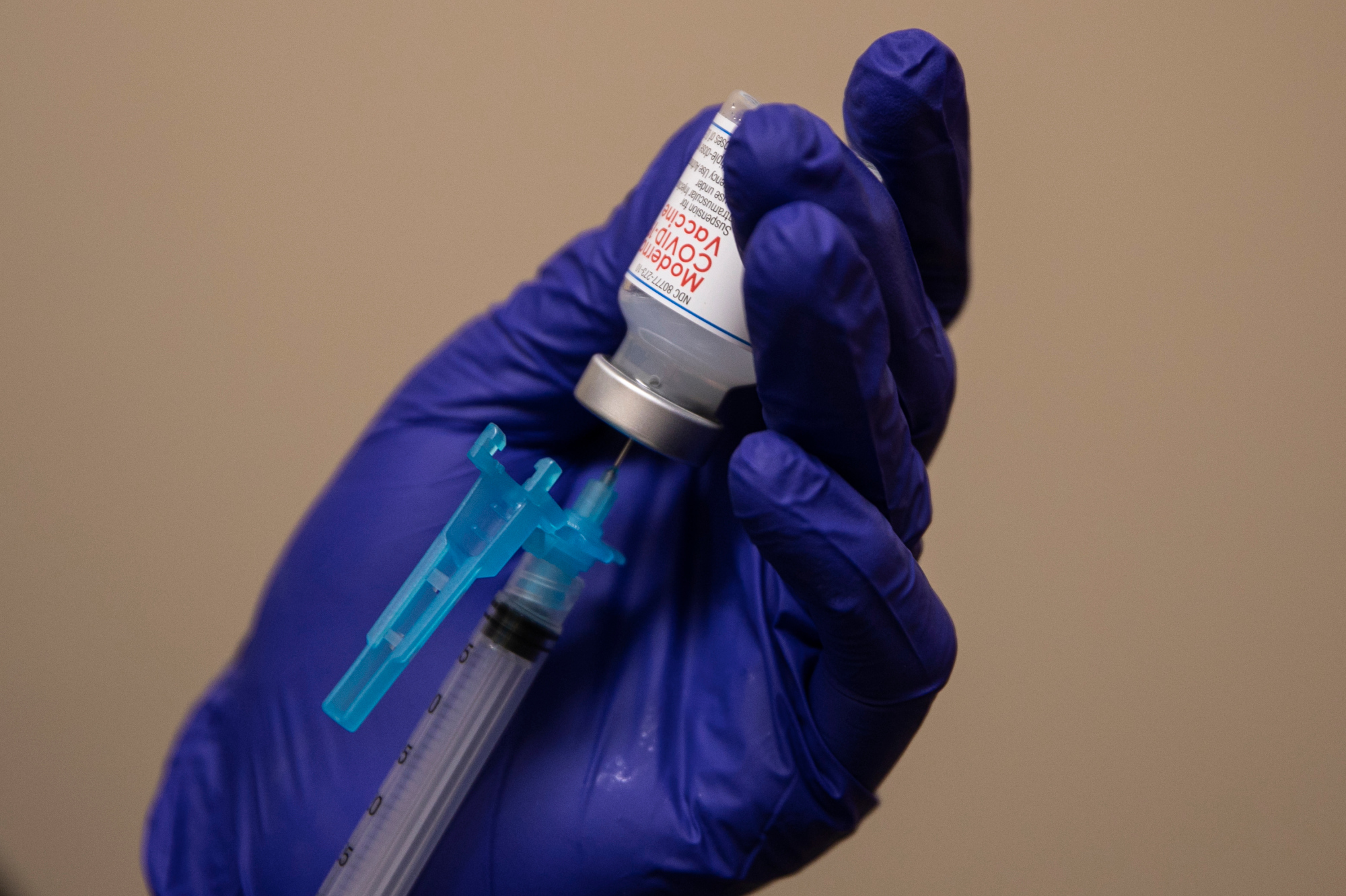 ColoradoMatters's tweet card. Issues that split the country, can also split families. Today, Colorado Matters features, "The Wedge," a new podcast distributed by CPR about bridging divides. Ryan Warner asks the co-creators,...