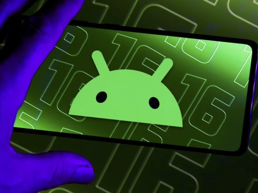 cnet_japan's tweet card. Googleが「Android」と「ChromeOS」を統合へ。Googleの戦略とその影響、Apple対抗の意味合いなどを解説