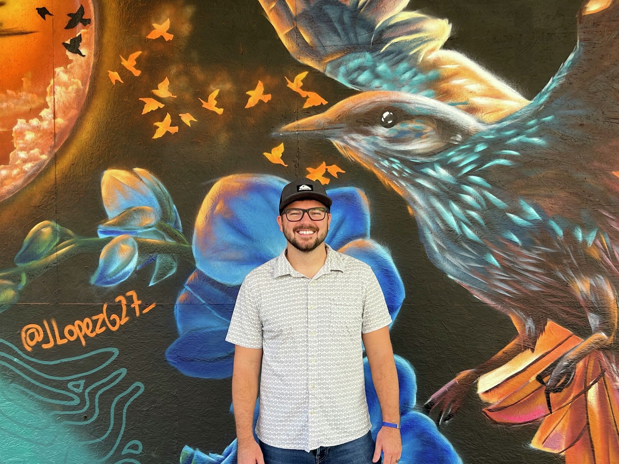 chron's tweet card. Learning about the past isn’t just informative, in can be entertaining as well.