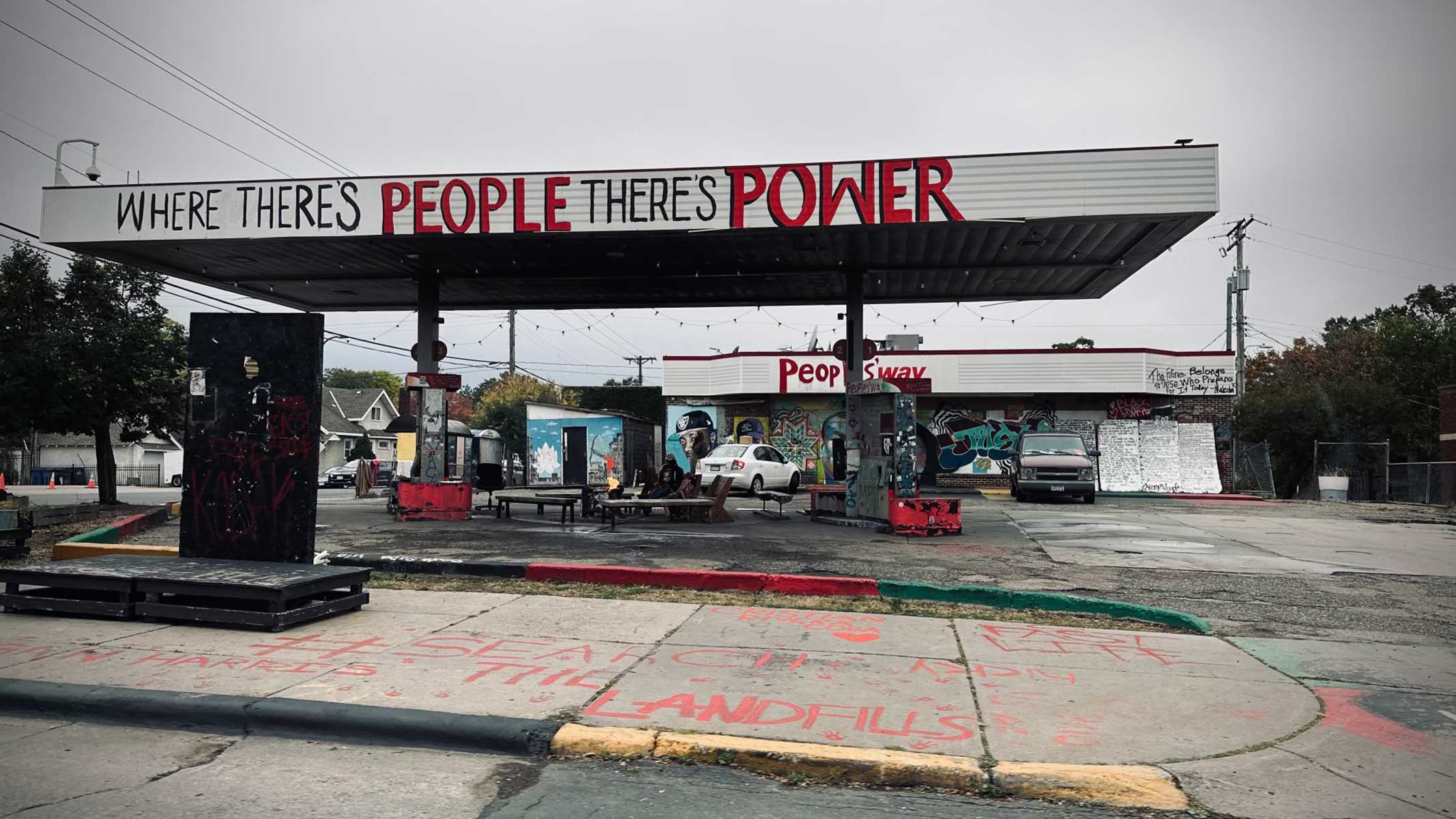 christopherrufo's tweet card. The run-down intersection at 38th Street and Chicago Avenue in Minneapolis exposes the empty promises of the revolution of 2020.