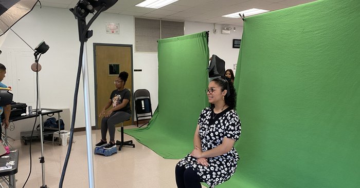 Tweet card summary image