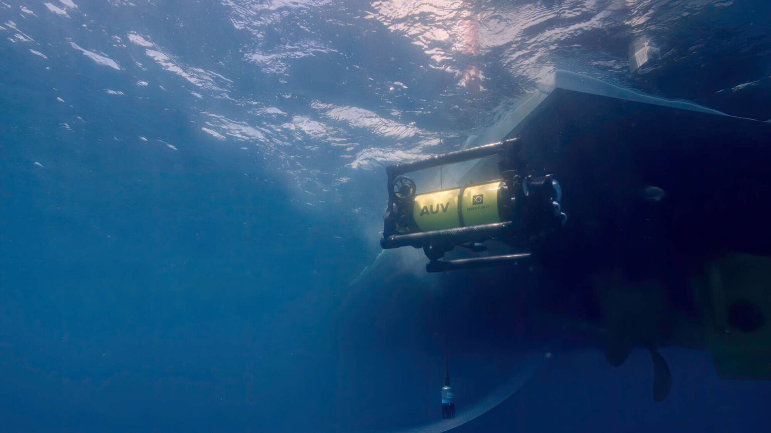 OceanSciTec's tweet card. Boxfish Robotics is advancing the capabilities of underwater exploration with its hovering Autonomous Underwater Vehicles (AUVs). Find out more >...