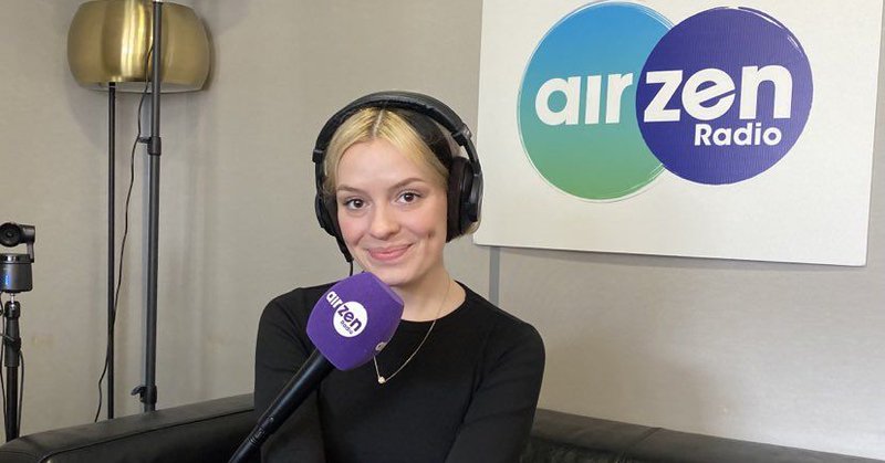 Tweet card summary image