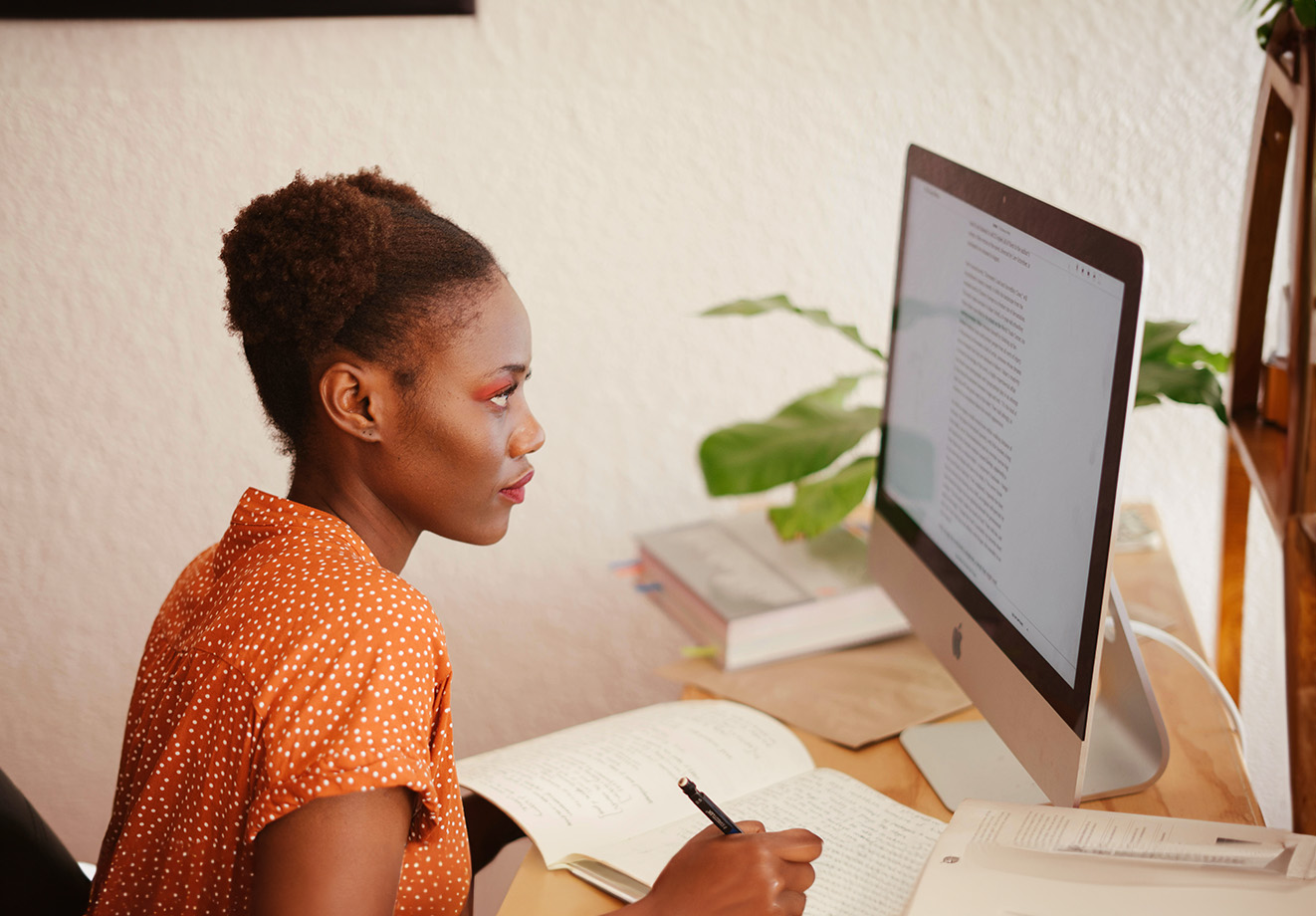 D2L_EMEA's tweet card. Discover the next phase of continuing education in Canada, specifically the rise of online learning and micro-credentials