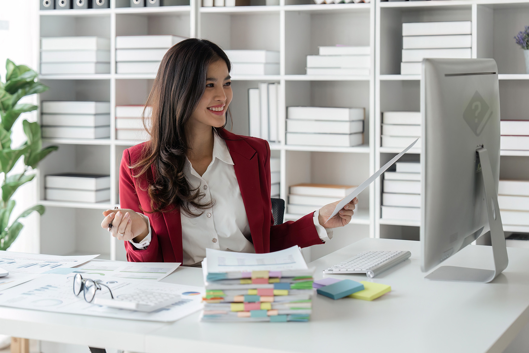 IBE_Software's tweet card. In this blog post, we'll explore the practical side of the "Keep Temporary Files" feature. Why is it useful? How can it make your life as a technical writer easier? We'll look at scenarios where this...