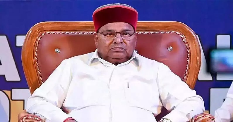 KannadaPrabha's tweet card. ಬೆಂಗಳೂರು: ಮೈಕ್ರೋಫೈನಾನ್ಸ್ ದಬ್ಬಾಳಿಕೆ ತಡೆಗಟ್ಟುವ ಸಂಬಂಧ ರಾಜ್ಯ ಸರ್ಕಾರ ಜಾರಿಗೆ ತಂದಿರುವ ಸುಗ್ರೀವಾಜ್ಞೆ-2025 ರ ಕರಡನ್ನು ರಾಜ್ಯಪಾಲ ಥಾವರ್ ಚಂದ್ ಗೆಹ್ಲೋಟ್ ಅವರಿಗೆ ಸ್ಪಷ್ಟೀಕರಣ ನೀಡಿ ಸ