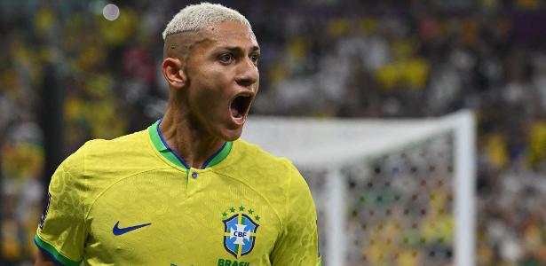 eurenesilva's tweet card. Richarlison é o cara, disse Galvão. Repetiu uma, duas vezes. O elogio do narrador veio fir...