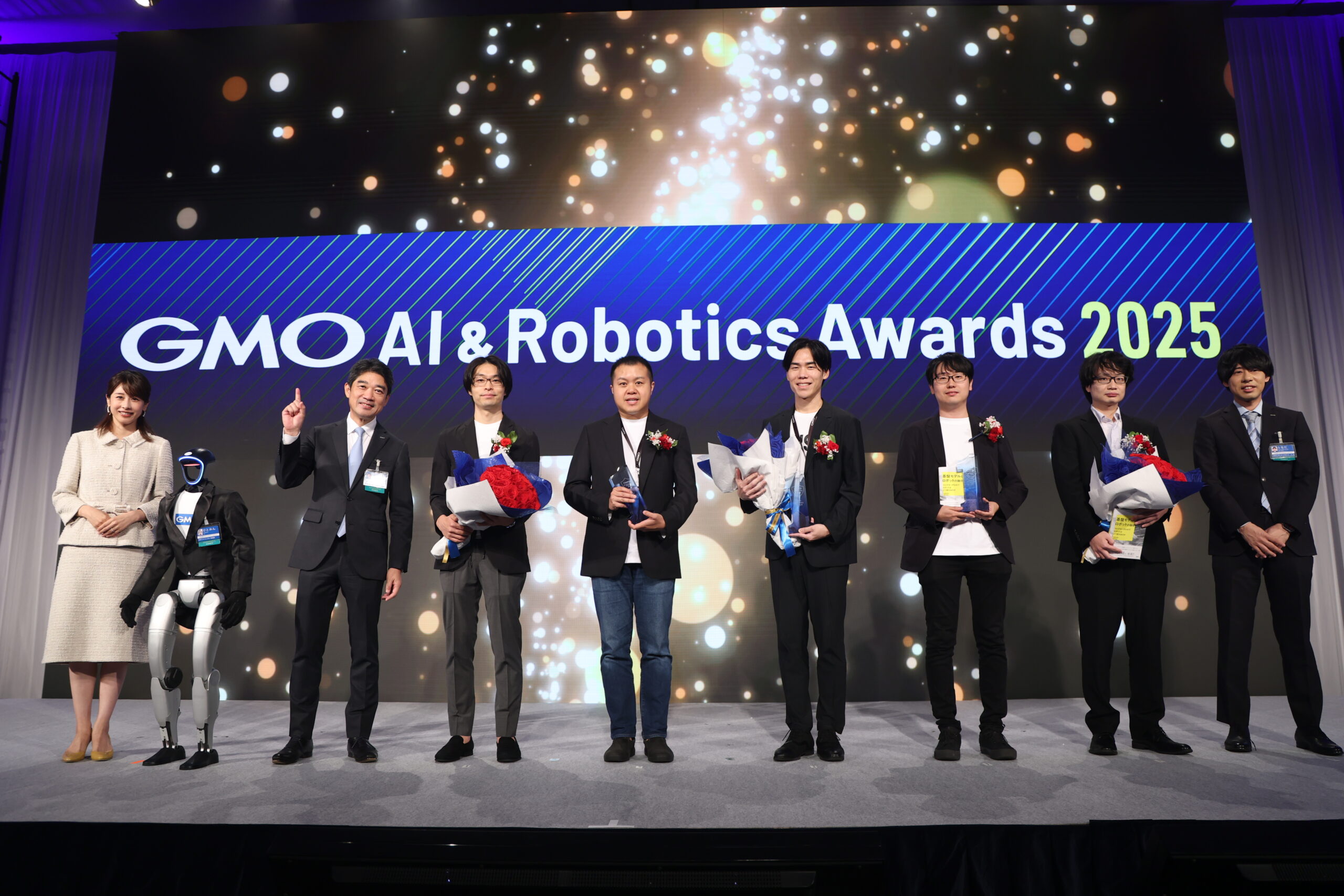 ugo_robot's tweet card. 業務DXロボットの開発を手掛けるｕｇｏ株式会社(ユーゴー、本社：東京都千代田区、代表取締役CEO：松井 健、以