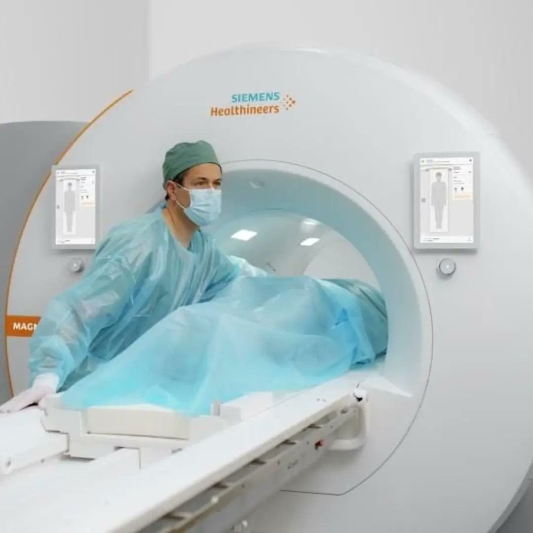 GuidedSolutions's tweet card. Medical Device News by Guided Solutions | Siemens intends to deconsolidate its remaining stake in Siemens Healthineers through a direct spin-off. Reports circled as recently as last month that