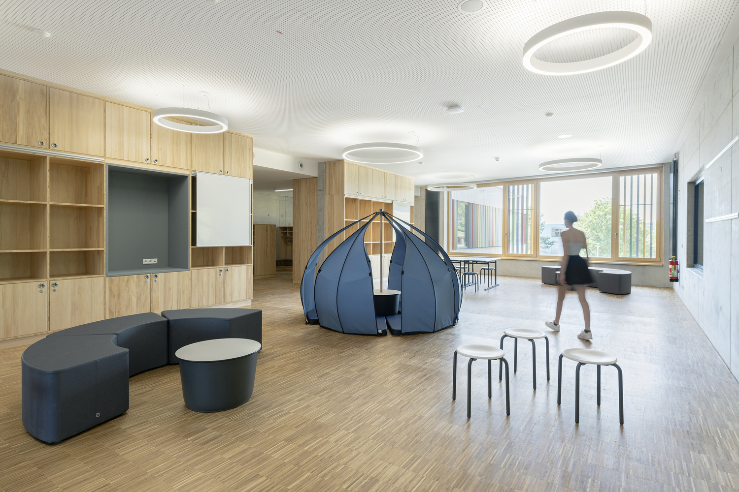 RobertaLangLux's tweet card. What would you say is the most defining aspect of this building's #architecture? #structuraldesign