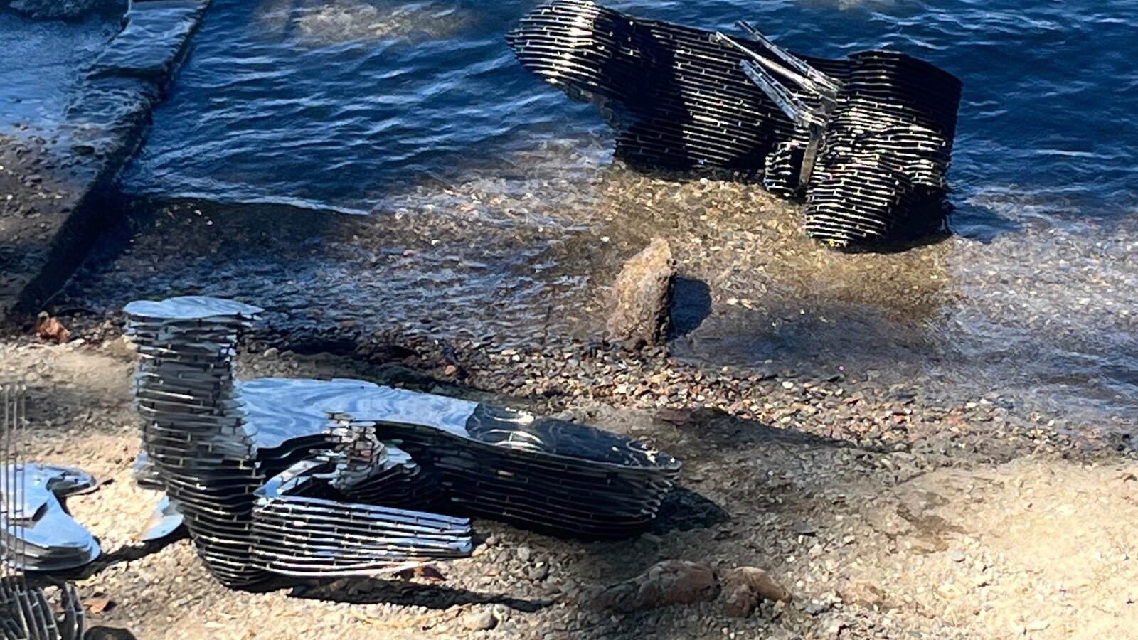 M2Bitcoin's tweet card. Restoration of the Satoshi Statue Artwork in Lugano- Ripristino Statua di Satoshi a Lugano