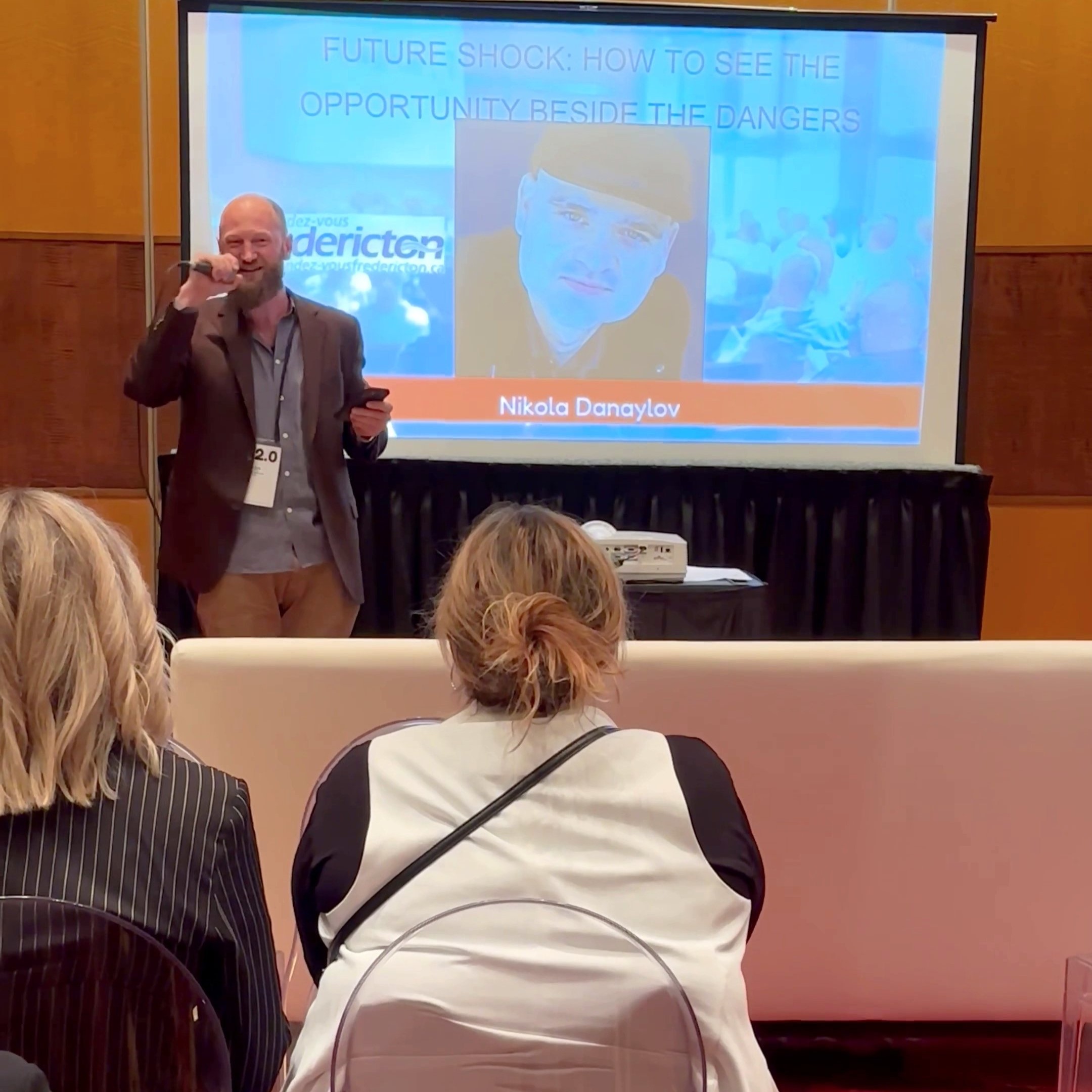 singularityblog's tweet card. Baba Brinkman performs an impromptu Future Shock Rap based on Nikola Danaylov's titular keynote speech for The Event in Gatineau, QC.