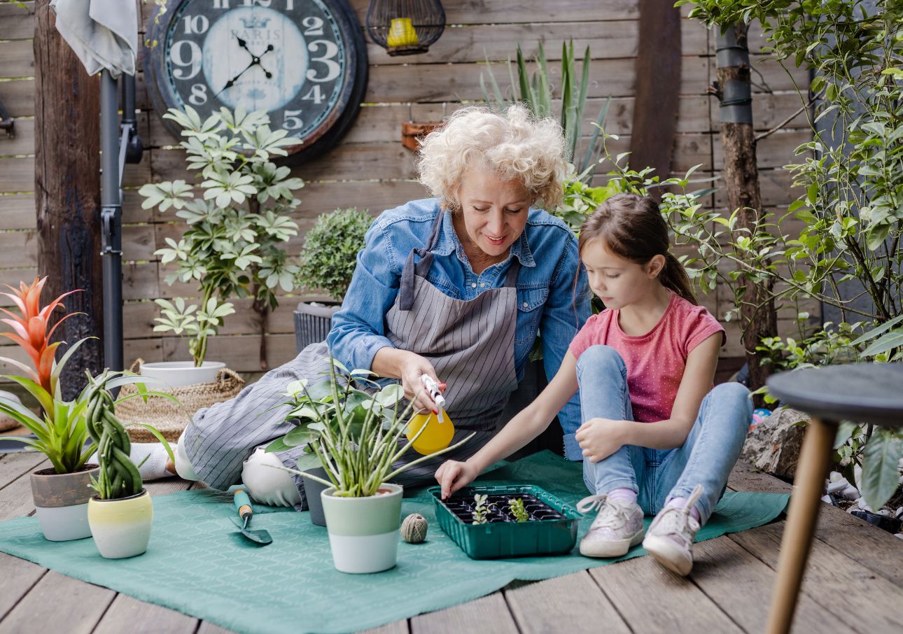 ESIMoneyBlog's tweet card. I like simple cleaning tricks that actually work. These old-fashioned tips have been around for generations, and they’re still just as useful today.