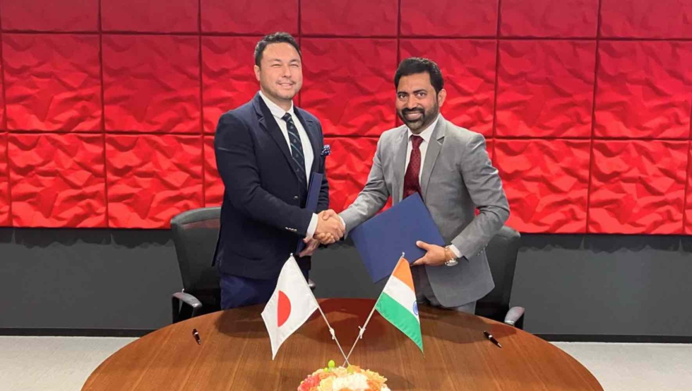 int_agro's tweet card. La firma india Shaktiman (Tirth Agro Technology Pvt. Ltd.) y la japonesa Yanmar Agribusiness Co., Ltd...