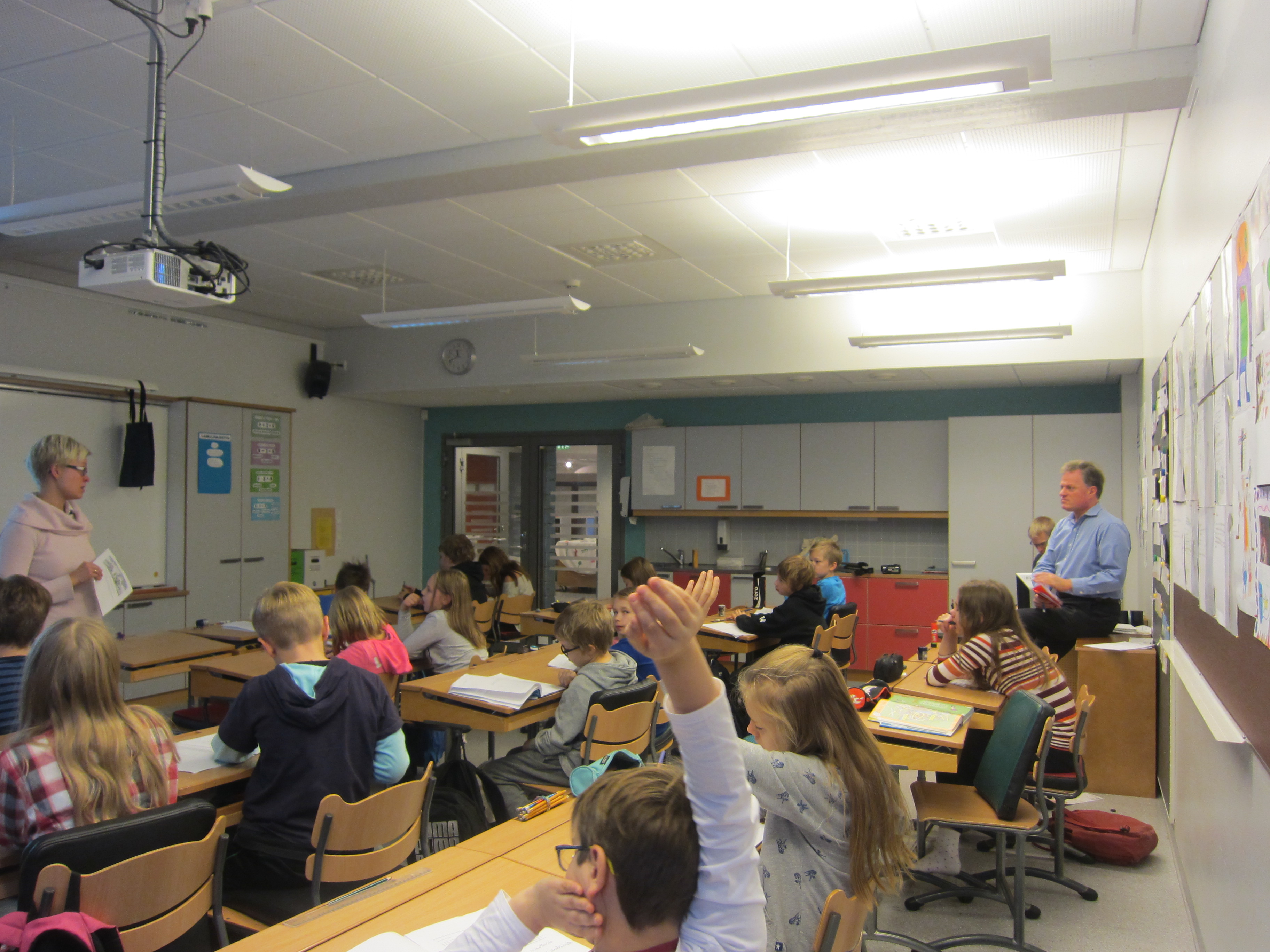 tedfujimoto's tweet card. Finland's education system: It is warm, collaborative, and highly professionalized and uses teacher-led encouragement and assessment. Here's how it works.