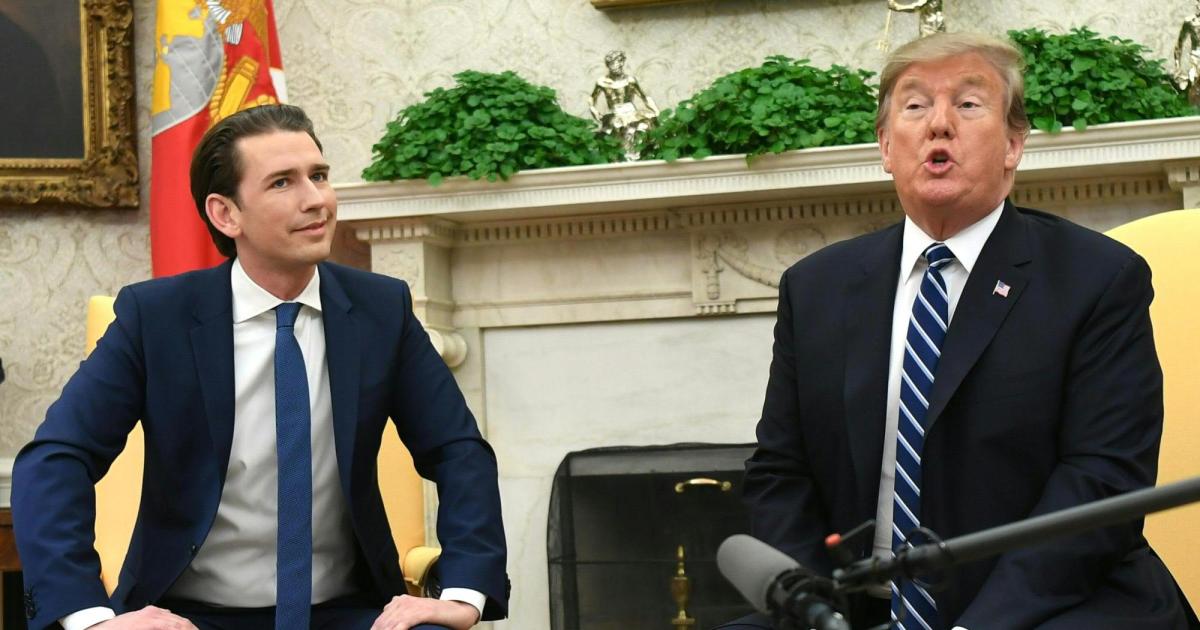 EmmaPeel_Knight's tweet card. Wirre E-Mails zwischen Bannon und Epstein aufgetaucht, "Standard" vertauschte Namen. Hinweise auf ein tatsächliches Gespräch oder Fehlverhalten gibt es nicht.