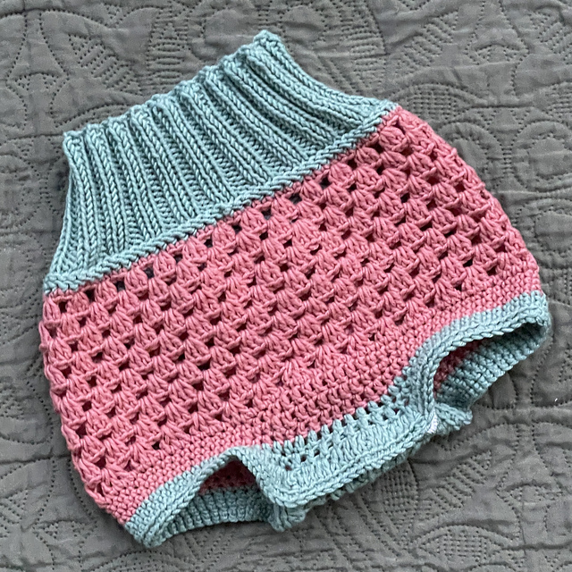 ChattaDesigner's tweet card. NOTE: This is a KNIT and CROCHET HYBRID PATTERN