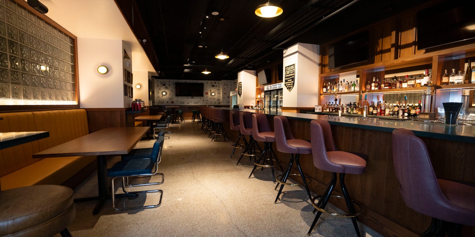 susanmstapleton's tweet card. Discover Des Moines Athletic Club, Nick Tillinghast’s stylish new sports bar blending timeless design, craft cocktails, and a neighborhood vibe.