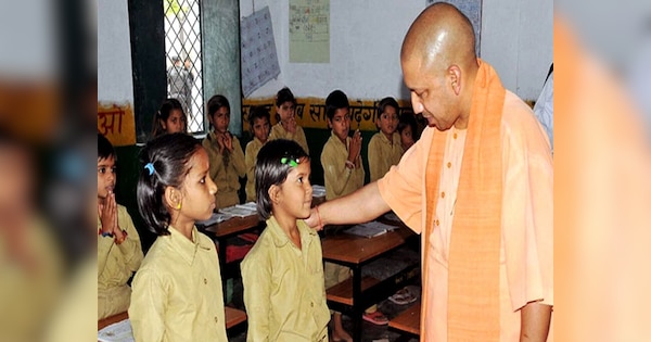 manojmathur_'s tweet card. उत्तर प्रदेश (Uttar Pradesh) की योगी सरकार ने स्कूली बच्चों पर पढ़ाई का दबाव कम करने की दिशा में बड़ा फैसला लिया है. अब योगी सरकार (Yogi Government) प्रदेश में नई शिक्षा नीति लागू करने जा रही है. इस...