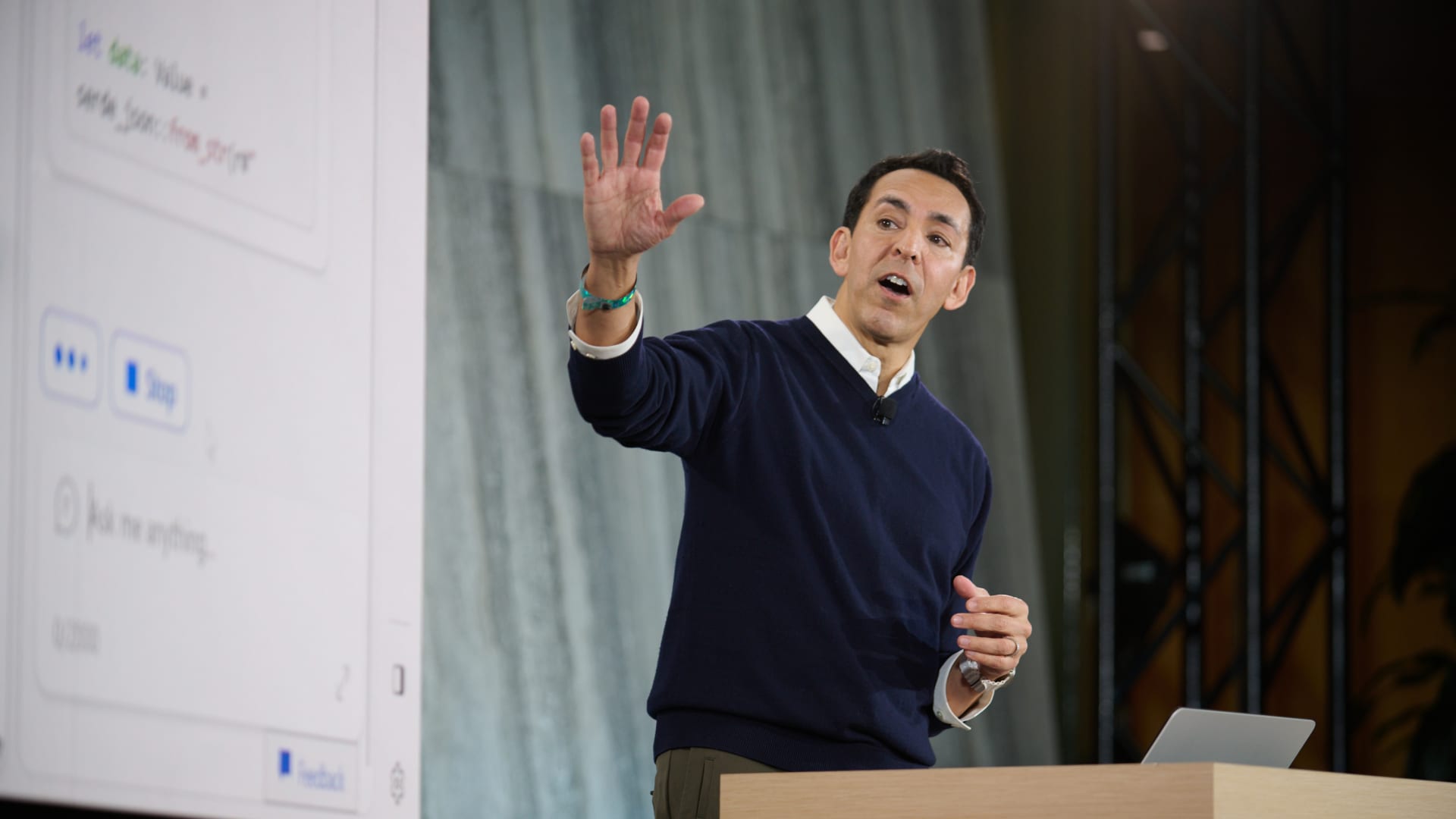 tekadopt's tweet card. Microsoft sees 2024 as the year of the artificial intelligence personal computer. A new key on Surface PCs and other devices might help.