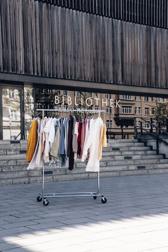 NAPLESisLib's tweet card. We would like to share with you a very enriching EU funded project called make-a-thek, that brings modular, easy-to-replicate makerspaces into public libraries. These spaces focus on fashion and...