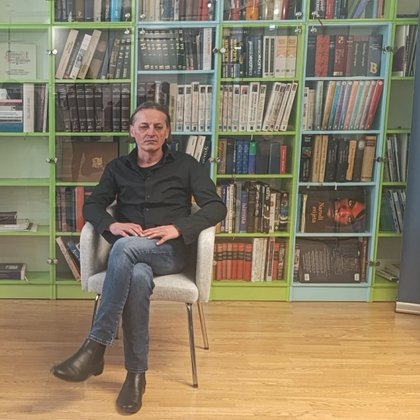 Tweet card summary image