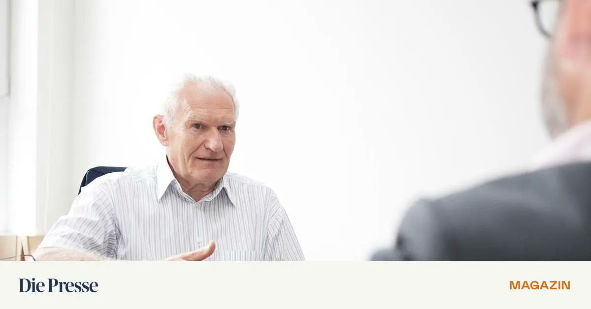 GruberIsabella1's tweet card. Franz Schabhüttl, ehemaliger Leiter des Flüchtlingslagers Traiskirchen, über Probleme mit Asylwerbern, Kritik an ihm und Konflikte mit Caritas und Co.