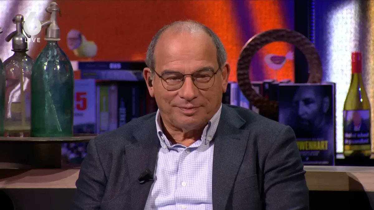 MichaelDDS's tweet card. Maurice de Hond toont aan hoe de onnauwkeurige Verian-peiling van EenVandaag kiezers misleidde. Onverantwoord en schadelijk voor de democratie.