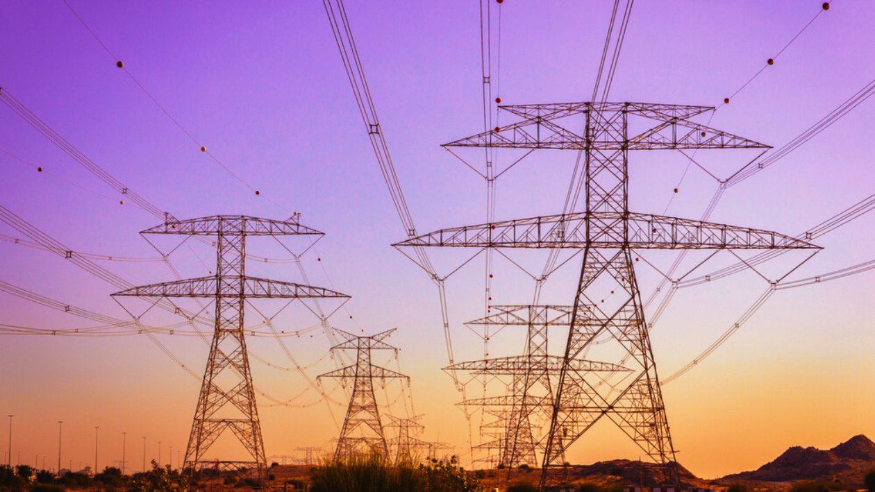 AyanSoftwares's tweet card. Explore Salesforce APIs: REST, SOAP, Bulk, and more. Simple steps to integrate and manage your data for better efficiency.