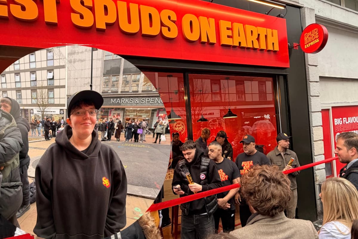 SophieMeiLan's tweet card. Hundreds of people from across the UK travelled to Sheffield as a new jacket potato shop launched, SpudBros Express, but what makes these ‘the greatest spuds on earth?’ One SpudBros superfan from...