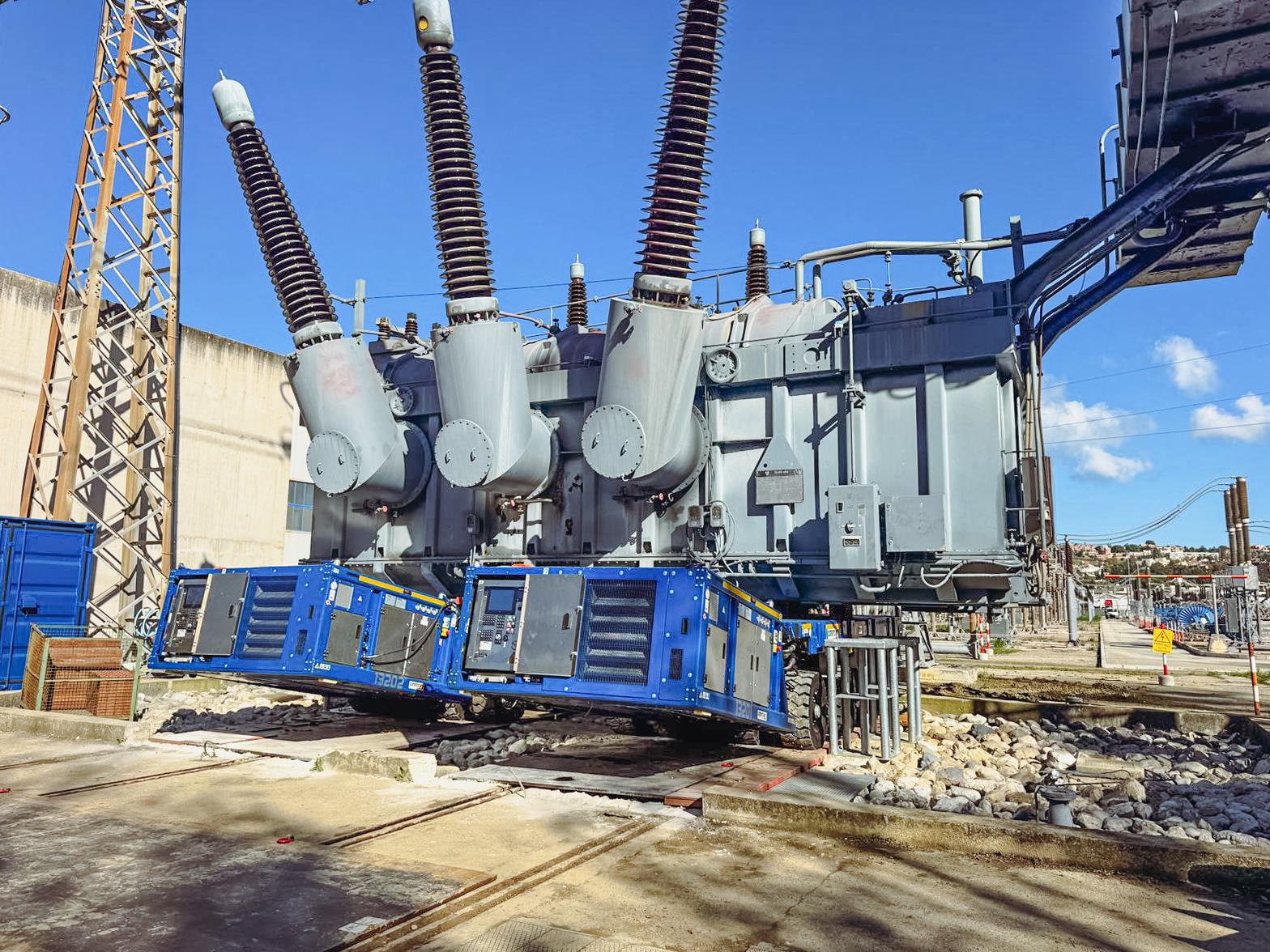 HeavyLift_News's tweet card. Cometto’s  long-standing partner Triacca Trasporti from La Spezia (Liguria) is taking heavy transport to the next level with new SPMT power from Cometto. The first projects are already completed, two...