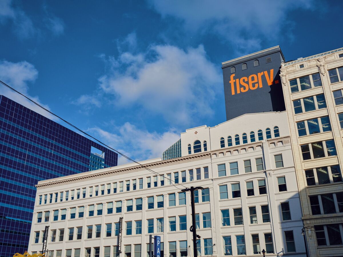 business's tweet card. When Mike Lyons joined Fiserv Inc. early this year, he was stepping into a fintech riding high with a record stock price. But the new top boss soon found himself firefighting a series of customer...