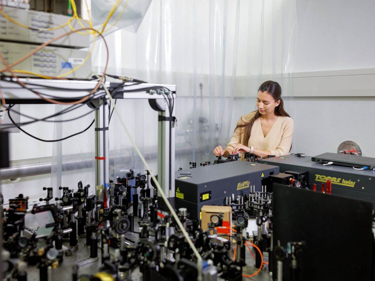 IEEESpectrum's tweet card. How does a 70-nanometer film promise to transform data centers with terahertz technology?