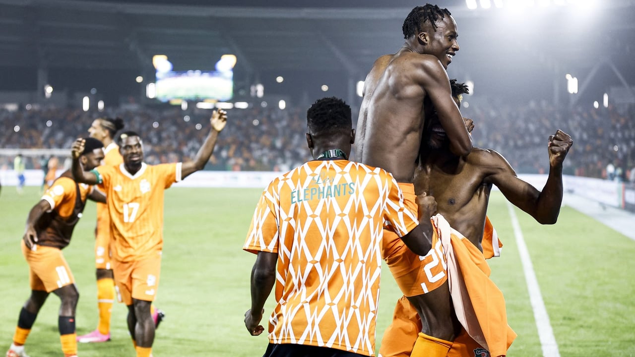 AliouneNdiaye_'s tweet card. Après un match à cœurs battants de plus de deux heures, une sélection nationale ivoirienne sous haute pression a décroché aux tirs au but son ticket pour les quarts de finale de cette édition déjà...