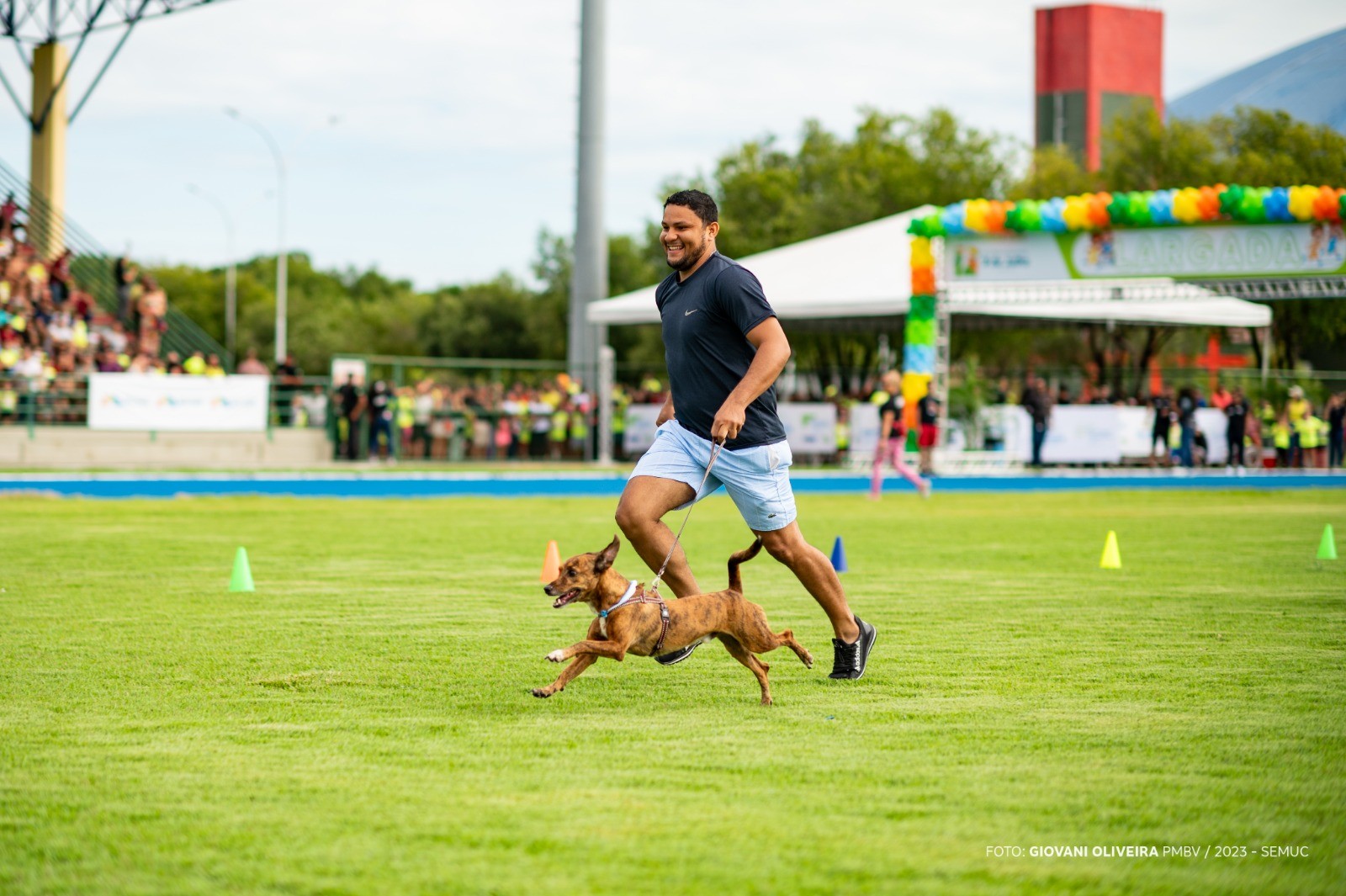 g1roraima's tweet card. Primeira versão da corrida para pets foi neste sábado (8), véspera da tradicional corrida 9 de julho, para humanos.