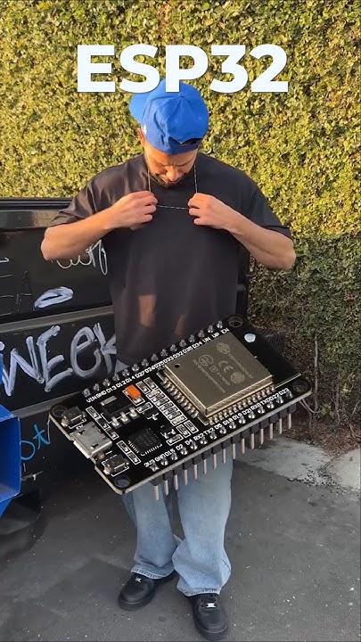 hakankilicasla4's tweet card. DIFFERENZE 🤣 🤣 @Arduino #arduinoproject #arduinouno #arduino #esp32...