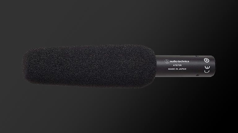 TechWiredUp's tweet card. What's the best microphone for vlogging? We recommend the Audio-Technica AT875R. The Audio-Technica AT875R is a fantastic short shotgun microphone.