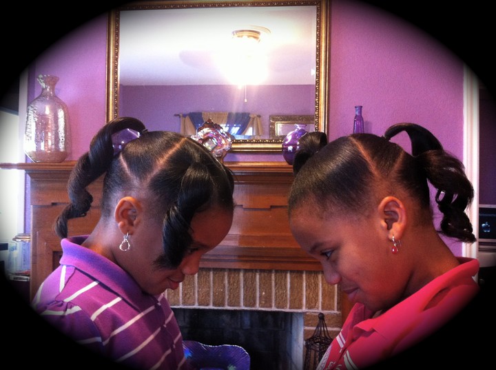 livelyhands's tweet card. Looking for a cosmetologist in Grand Prairie, TX? Schedule an appointment online today with Vivia "Lively Hands" Wilkerson! Join the 7M+ clients using StyleSeat to book Beauty Professionals.