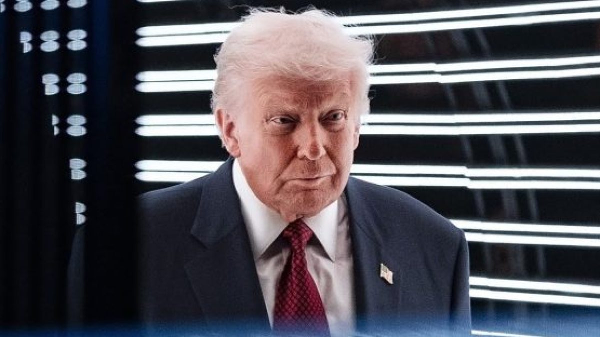 SarahbaxterSTM's tweet card. His power may already be waning