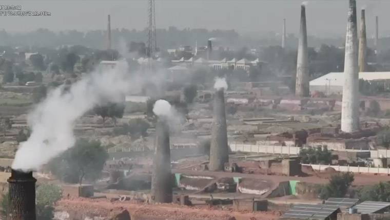 Nawaiwaqt_'s tweet card. حکومت پنجاب نے وزیراعلیٰ مریم نواز شریف کی ہدایت پر پہلی بار ڈرون سرویلنس کے ذریعے بھٹوں کی نگرانی کا نیا نظام متعارف کرایا ہے۔ادارہ تحفظ ماحولیات پنجاب کے